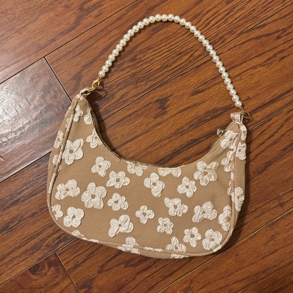 Tan & Cream Floral Print Shoulder Bag with Pearl Chain Strap | NWT | - Picture 9 of 11